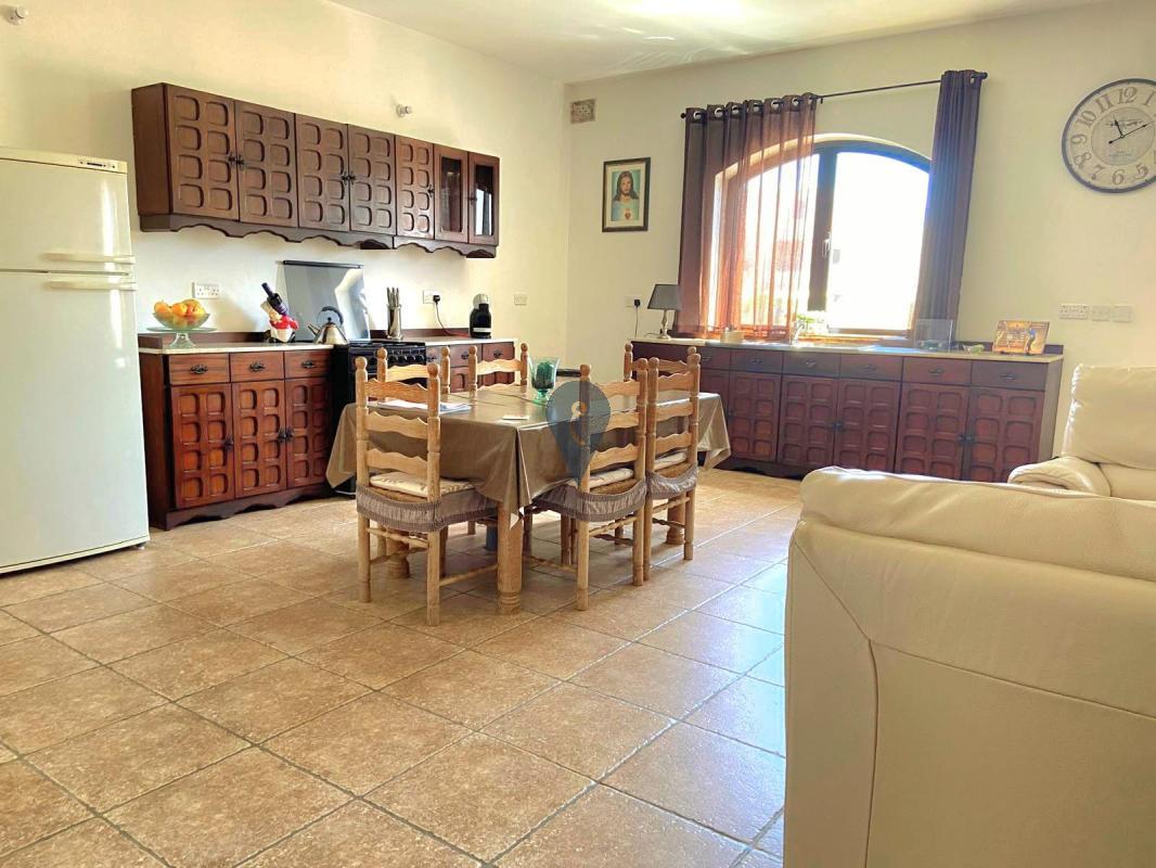 Second Floor Maisonette in Mosta - REF 74788