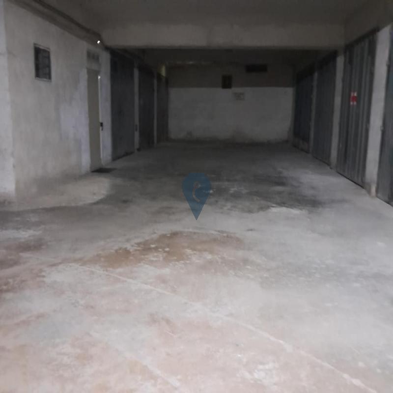 Garages / Garage Space in Marsaskala - REF 76335